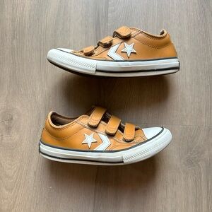 Converse Star Player 76 Easy-On - Size 1 little boy